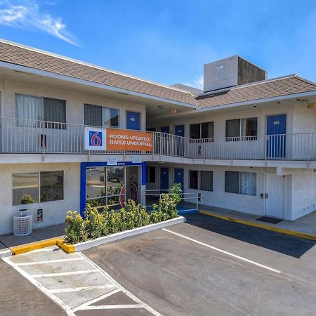 Motel 6-Jurupa Valley, Ca - Riverside West Exteriér fotografie