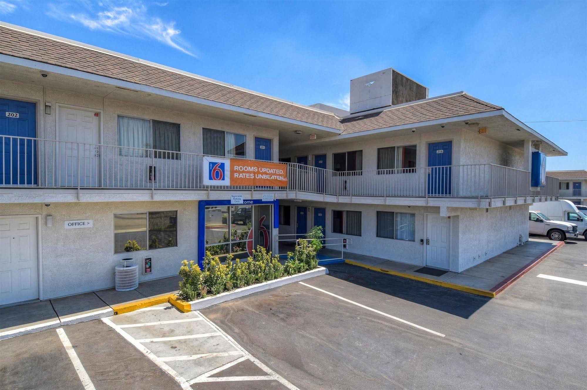 Motel 6-Jurupa Valley, Ca - Riverside West Exteriér fotografie